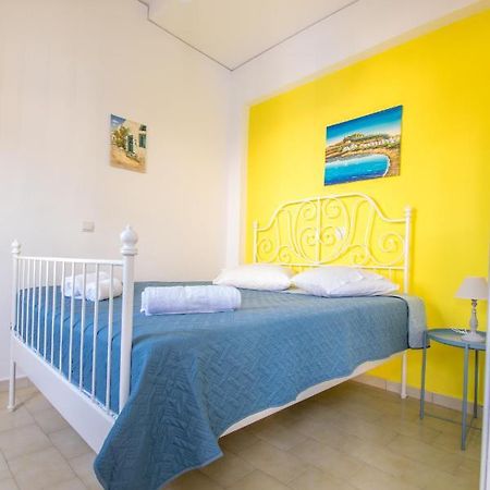 Chambre Jaune เอียลิซอส ภายนอก รูปภาพ